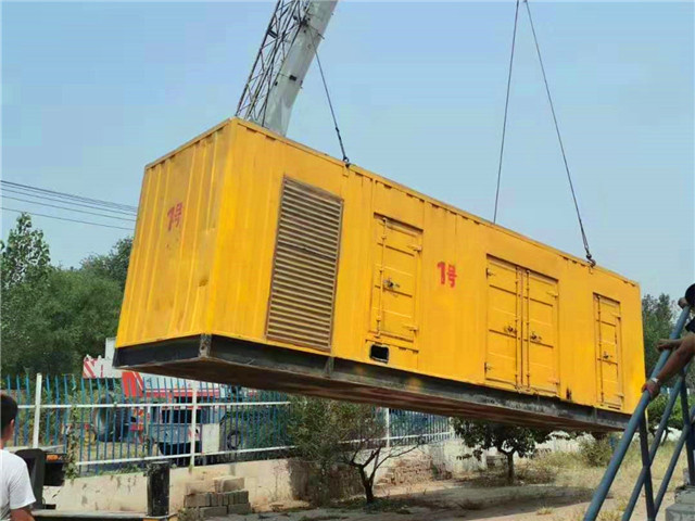 东昌300KW柴油发电机组油耗是多少？